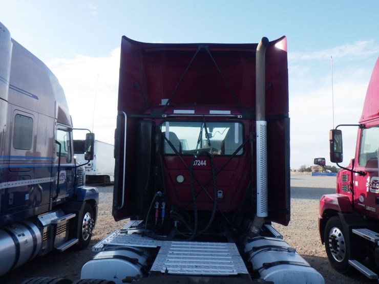 2020-mack-an64t-anthem-image-10