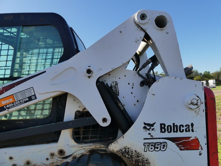 bobcat-t650-image-8