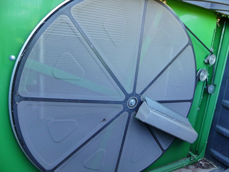 john-deere-cp690-image-11