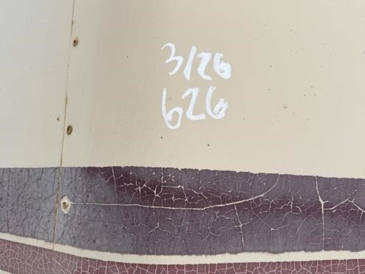 l2---1994-logan-coachman-3-horse-trailer-image-26