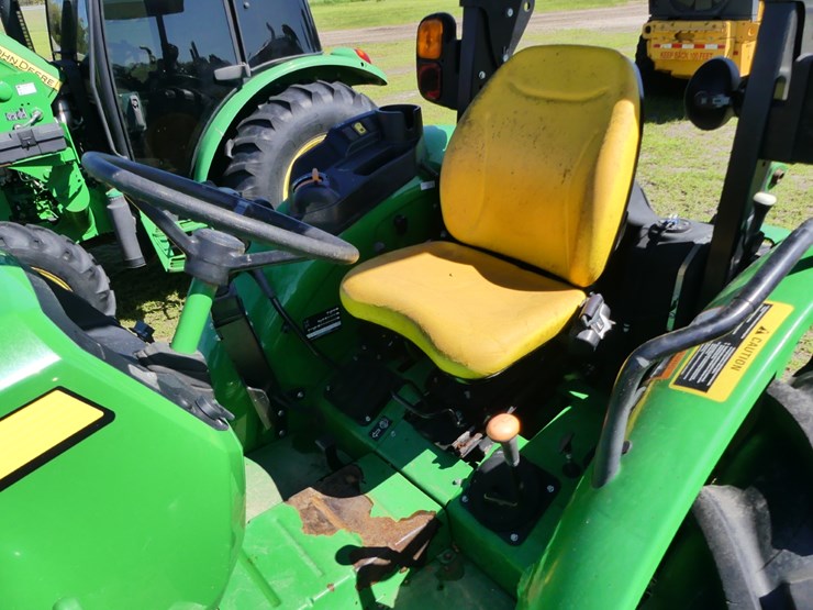 john-deere-5050e-image-12