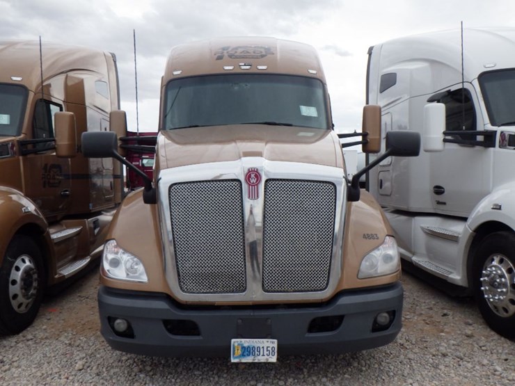 2022-kenworth-t680-image-2