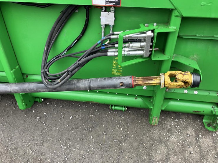 2018-john-deere-635f-image-9