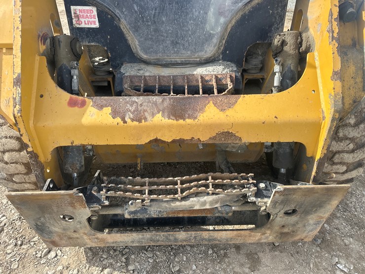 caterpillar-226d-image-25