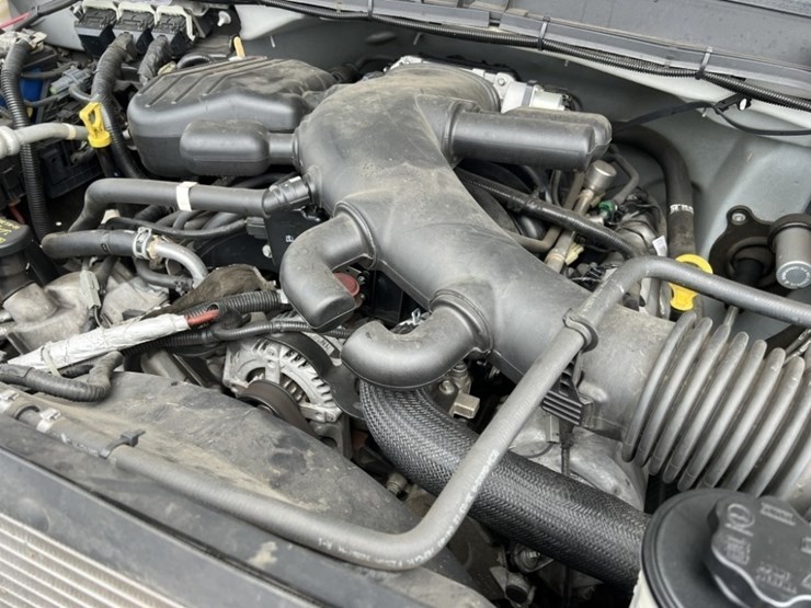 2012-ford-f550-image-11