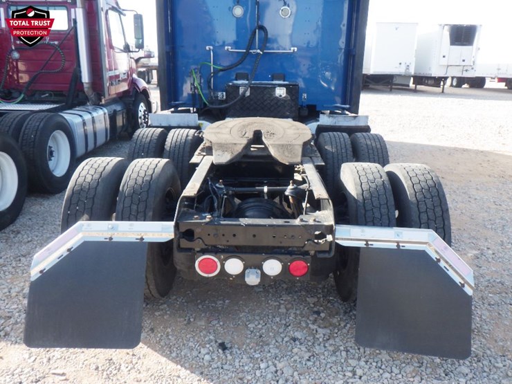 2020-kenworth-t680-image-7