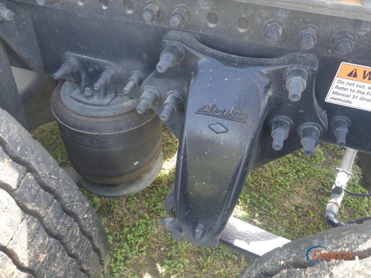 2026-freightliner-cascadia-116-image-5