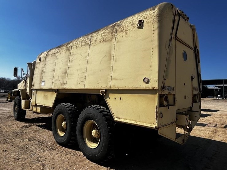 l2---1984-am-general-army-image-5