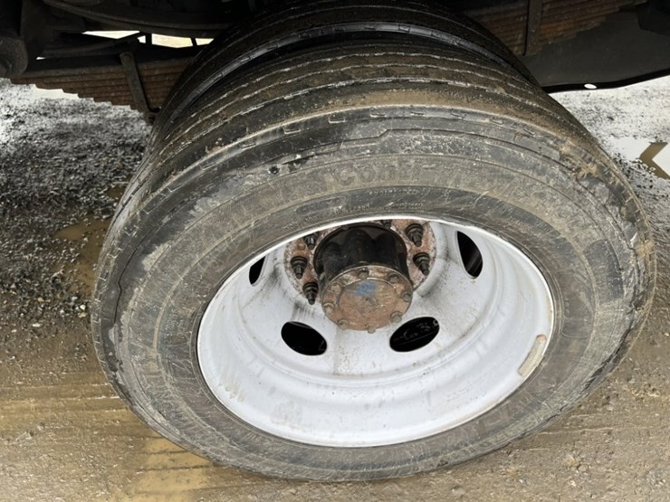 2012-ford-f550-image-17