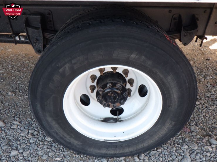 2022-kenworth-t270-image-11