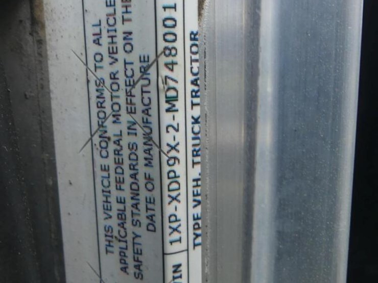 2021-peterbilt-389-image-20