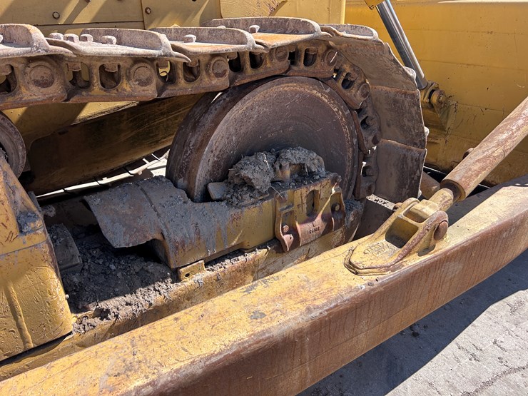 caterpillar-d7-image-56