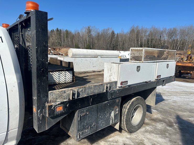 2020-dodge-3500-image-17