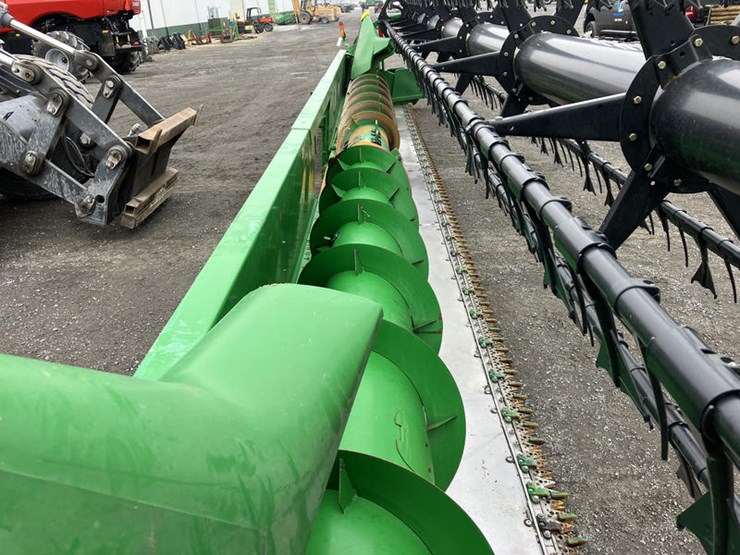 2018-john-deere-635f-image-19