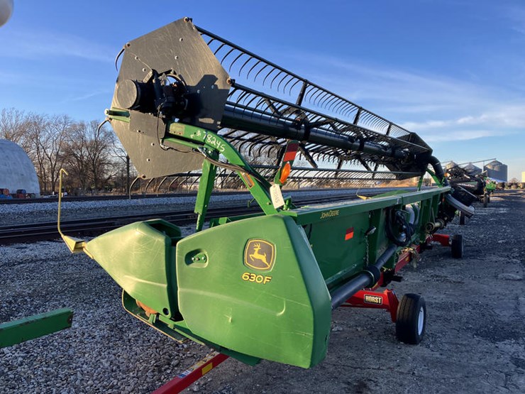 2012-john-deere-630f-image-1