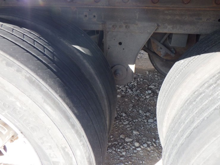 2017-utility-van-image-10