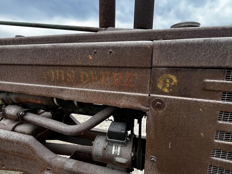 john-deere-model-b-image-4