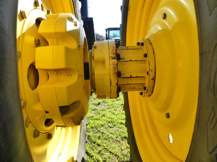 john-deere-8370r-image-8