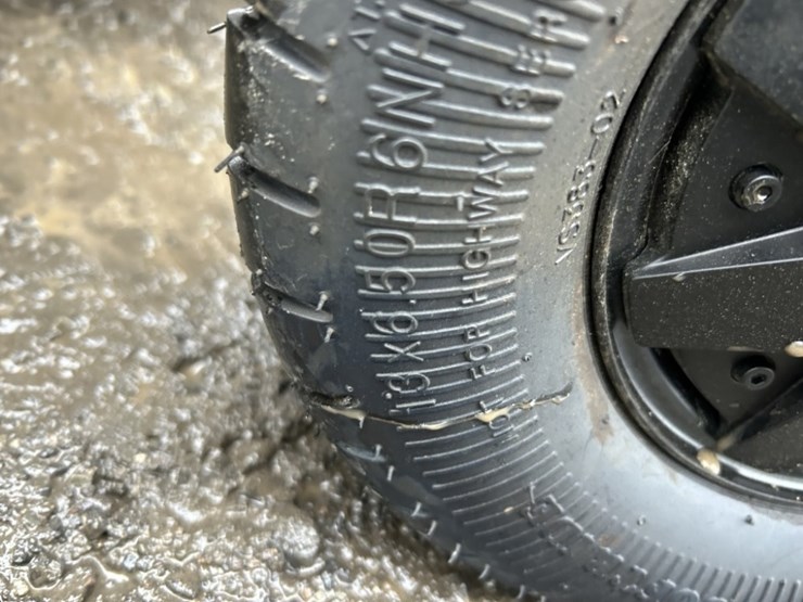 2023-spartan-srt-xde-zero-turn-mower-image-10