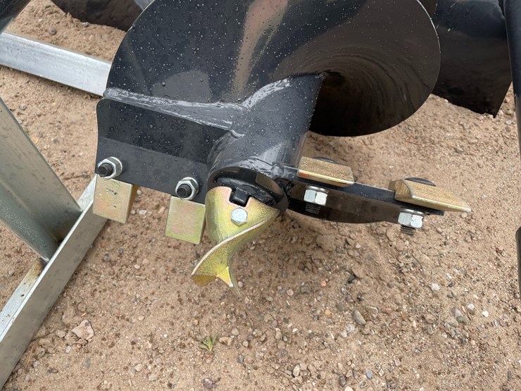 #4355-•-unused-2026-wolverine-skid-steer-auger-drive-and-bit-attachment-image-9