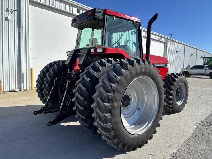 1989-case-ih-7140-image-4