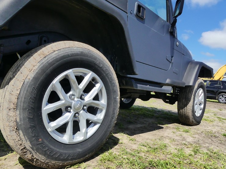 2002-jeep-wrangler-image-6