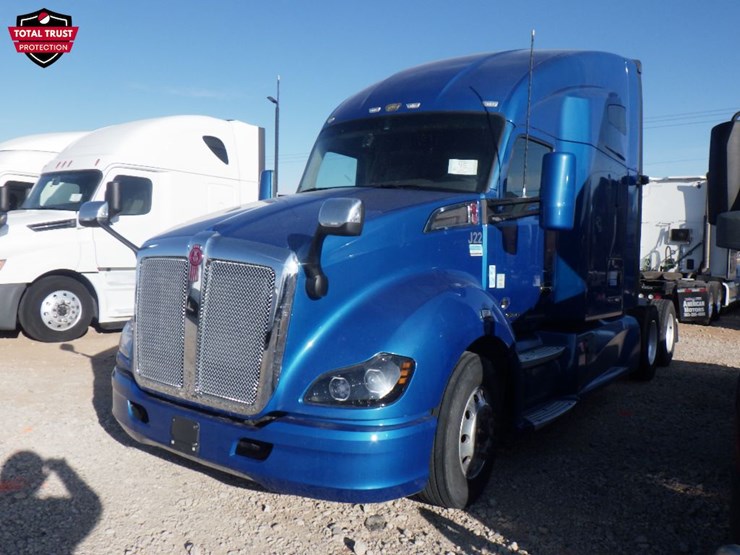 2020-kenworth-t680-image-1
