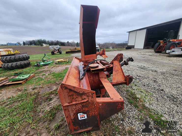 mckee-snolander-1101-8'-snow-blower-image-8