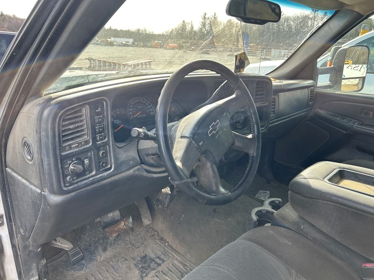 2006-chevrolet-2500-image-48