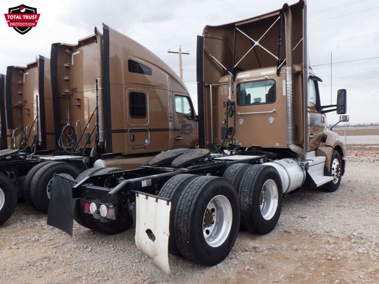 2022-kenworth-t680-image-9