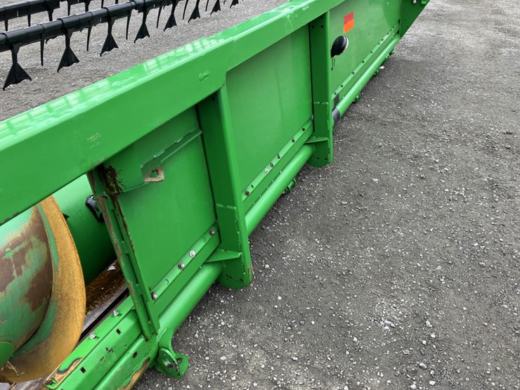 2018-john-deere-635f-image-14