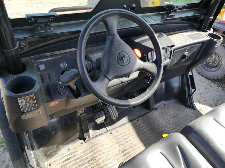 2024-kubota-rtvx1140-image-11