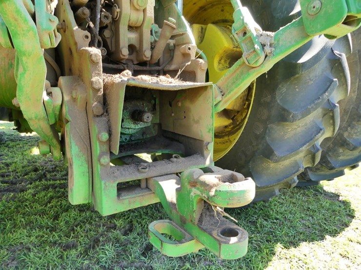 john-deere-8320r-image-7