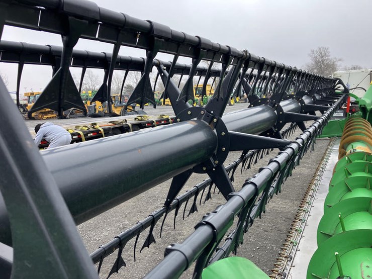 2018-john-deere-635f-image-7