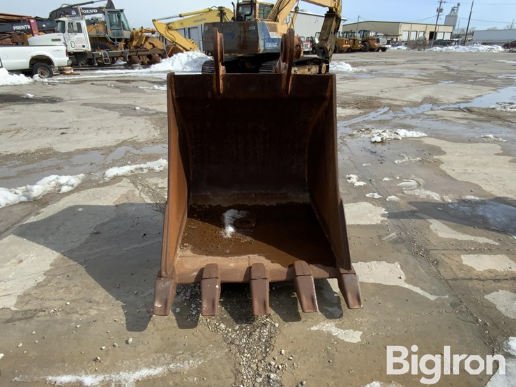 komatsu-pc200-image-2