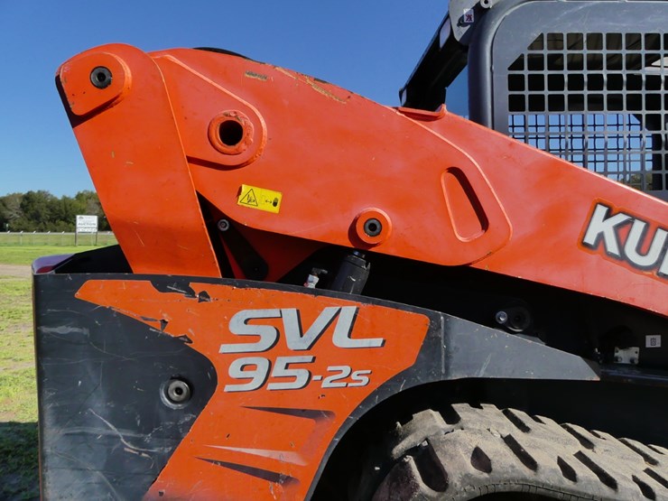 kubota-svl95-2s-image-7