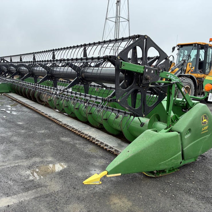 2006 JOHN DEERE 635F