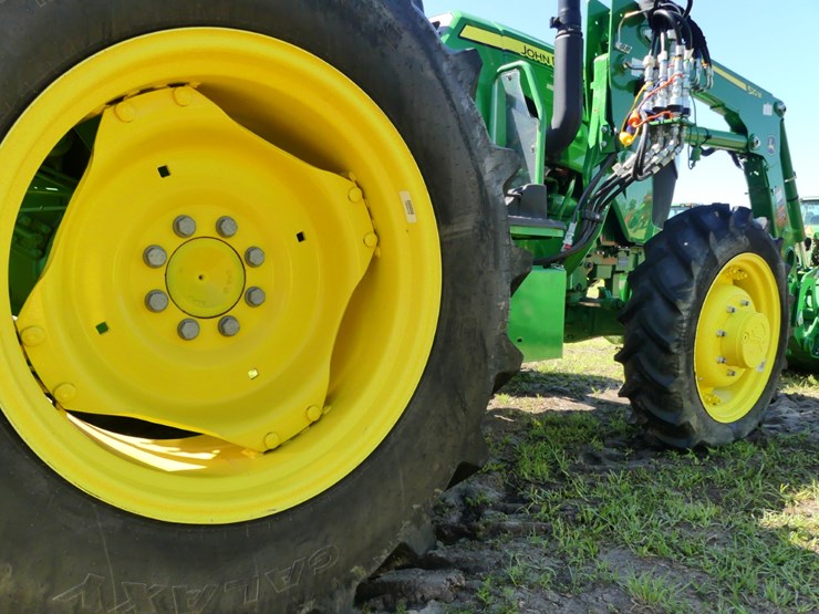 john-deere-5055e-image-8