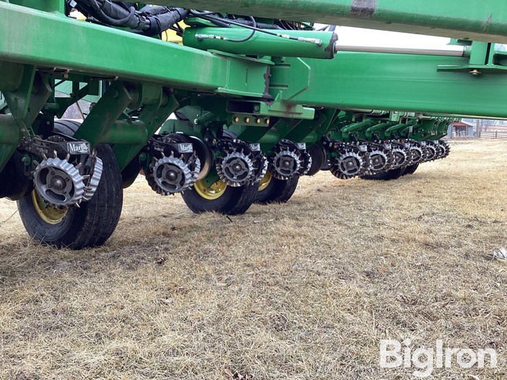 2010-john-deere-1770nt-image-19