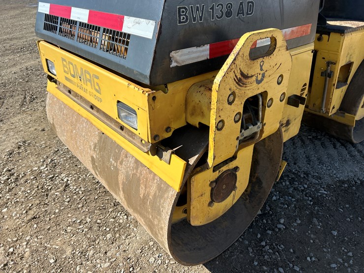 2007-bomag-bw138ad-image-10
