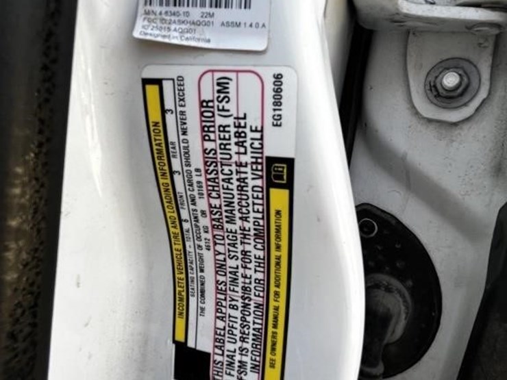 2014-dodge-ram-5500-image-24