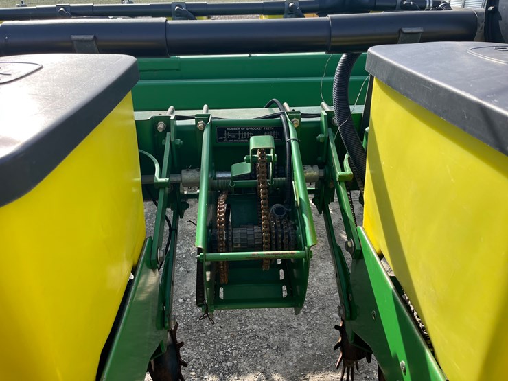 john-deere-1770-image-17