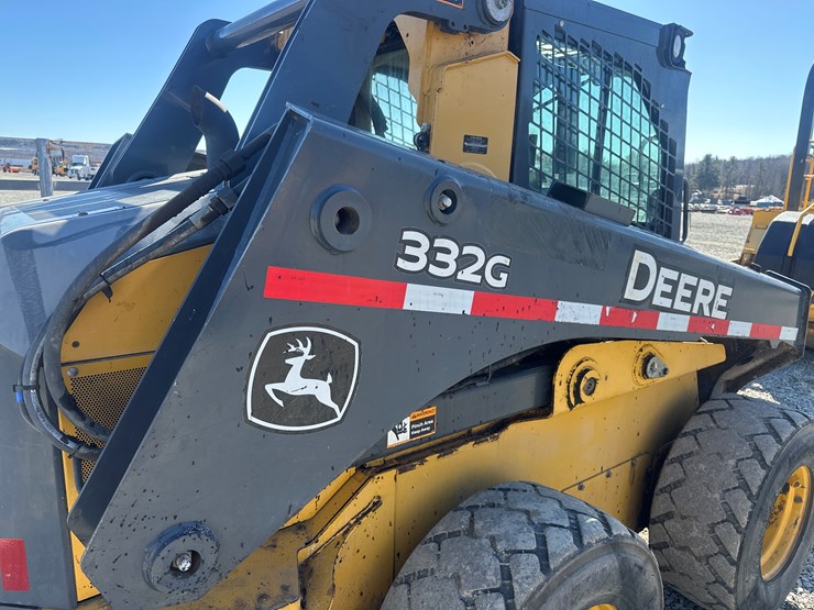 deere-332g-image-13