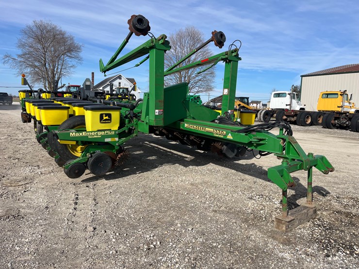 john-deere-1770-image-1