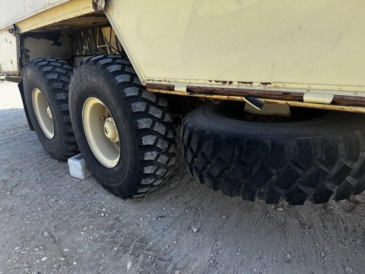 l2---1984-am-general-army-image-26