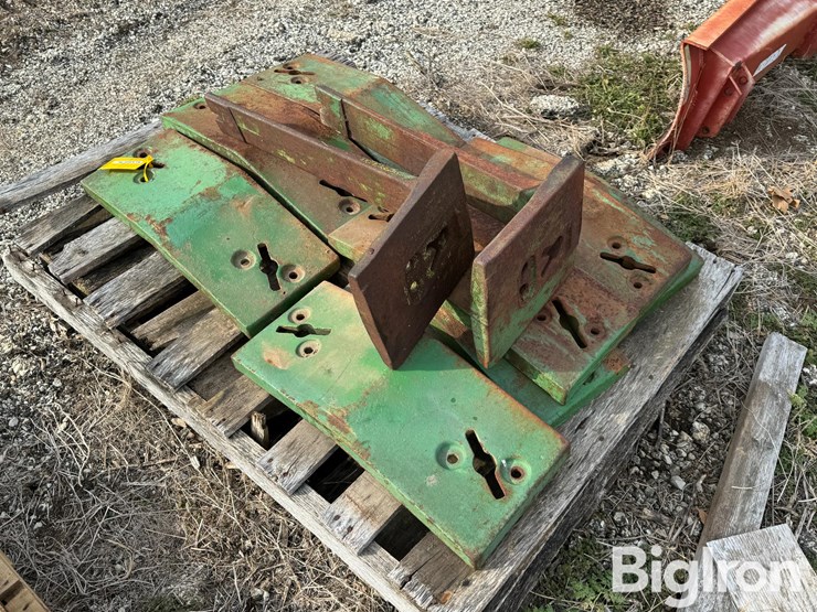 john-deere-8-image-4