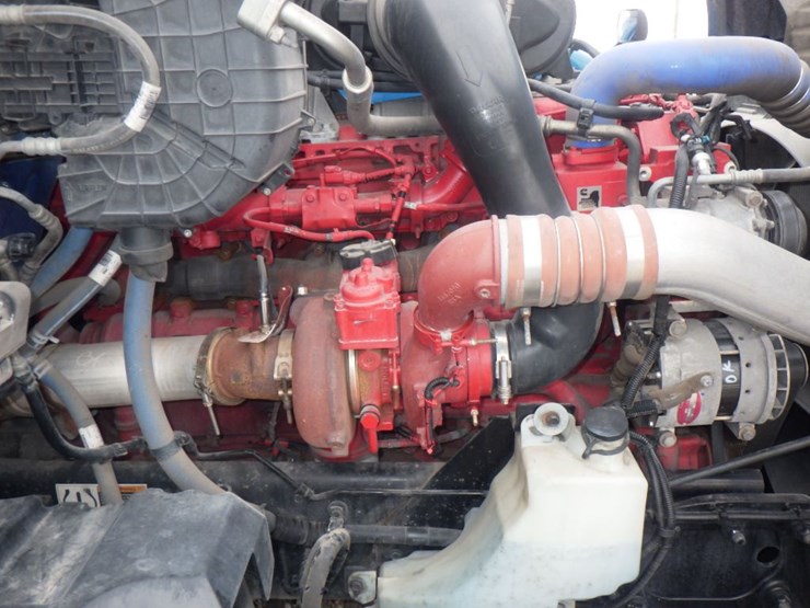 2022-kenworth-t680-image-26