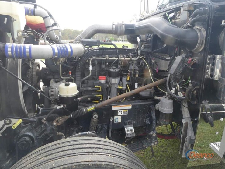 2021-peterbilt-389-image-9