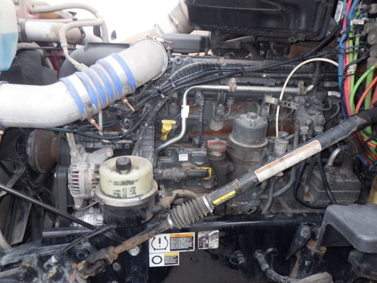 2022-kenworth-t680-image-22