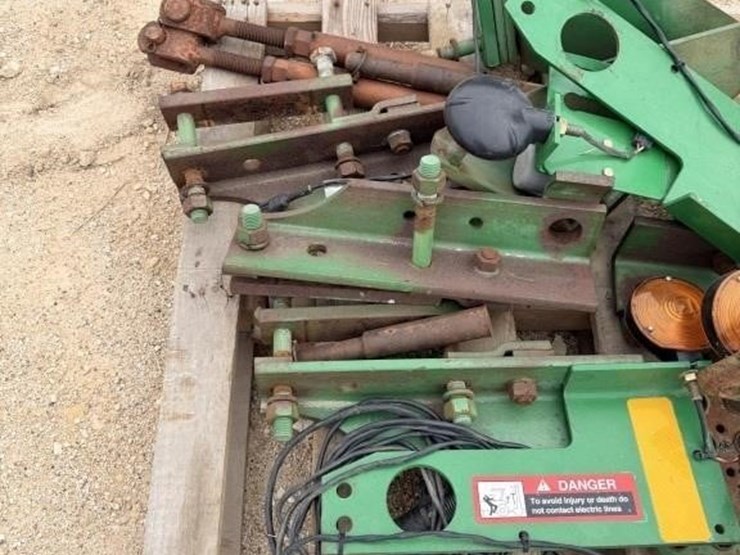 l3---pallet-of-jd-parts-image-4